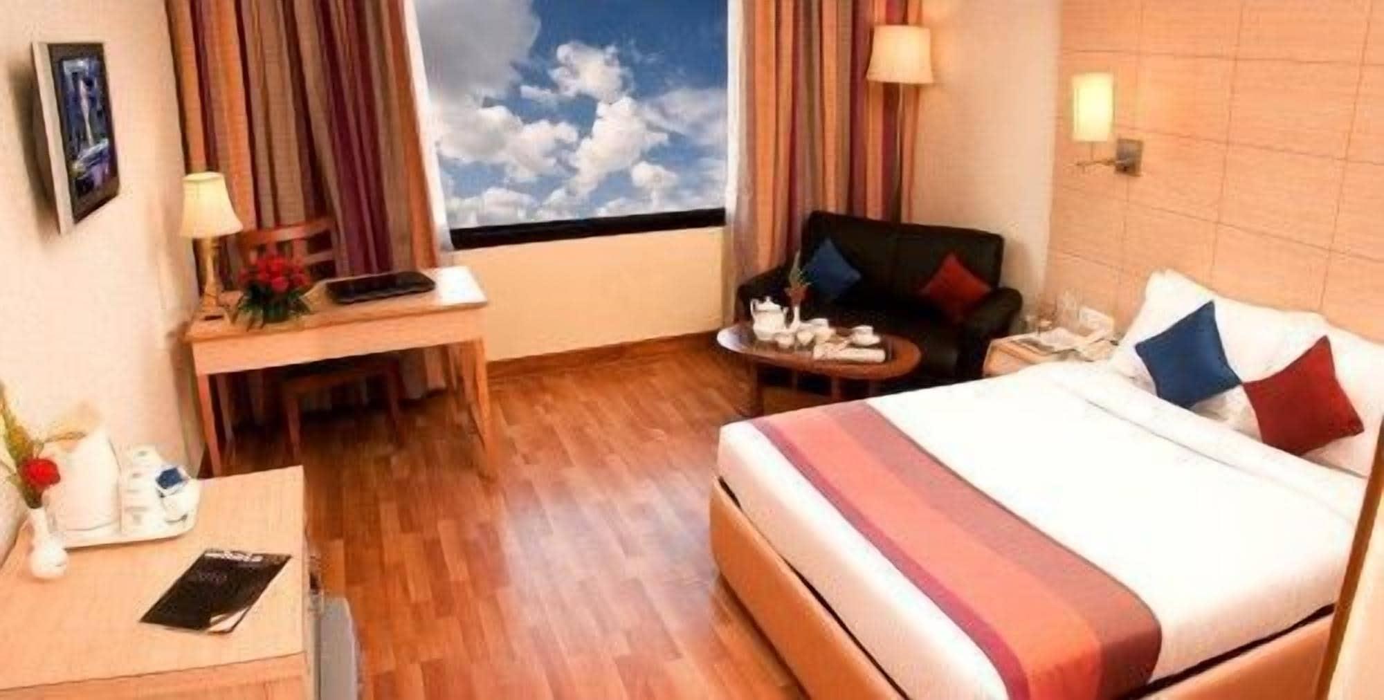 Ramanashree Brunton Hotel Bangalore Ngoại thất bức ảnh