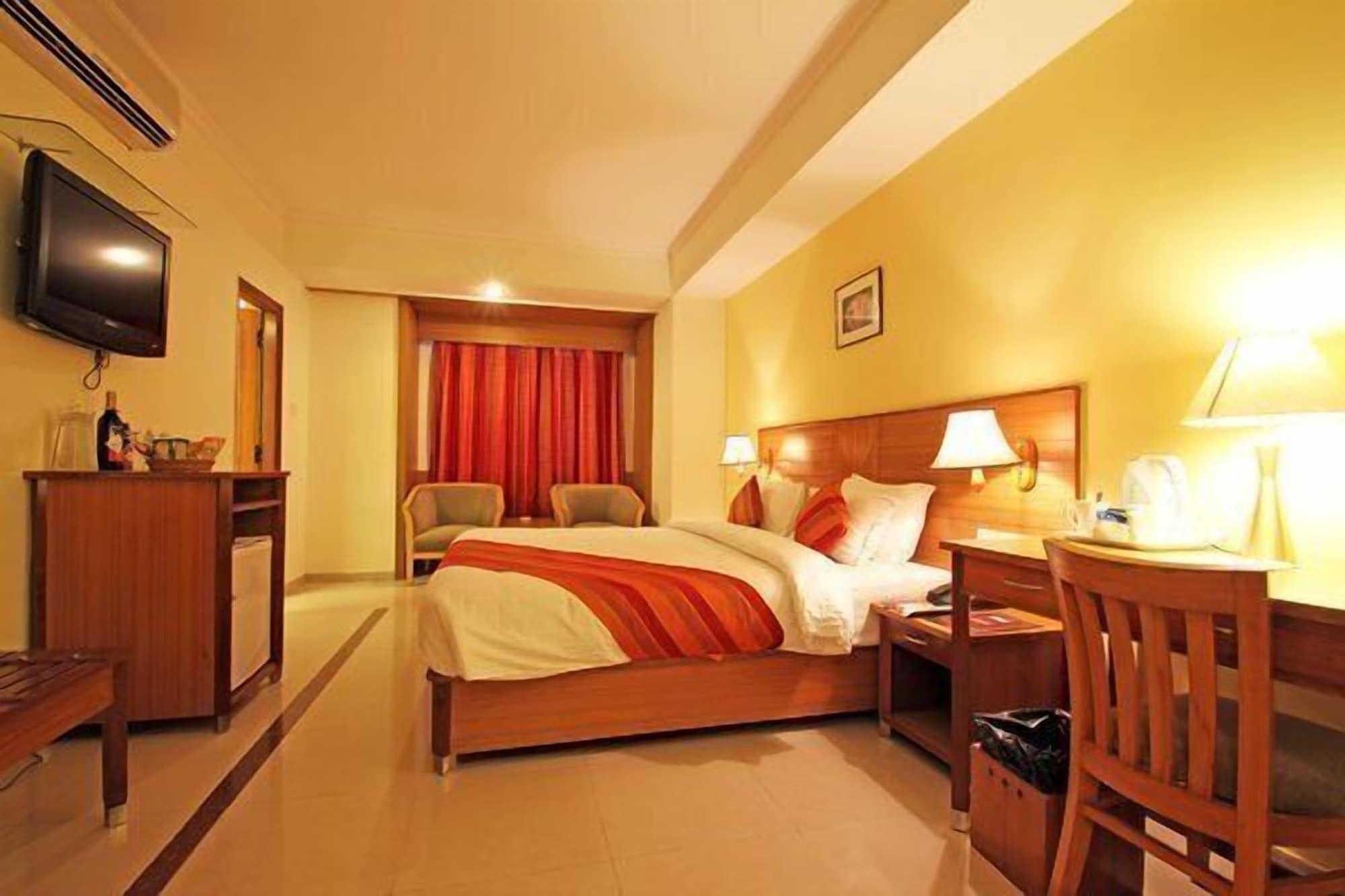 Ramanashree Brunton Hotel Bangalore Ngoại thất bức ảnh