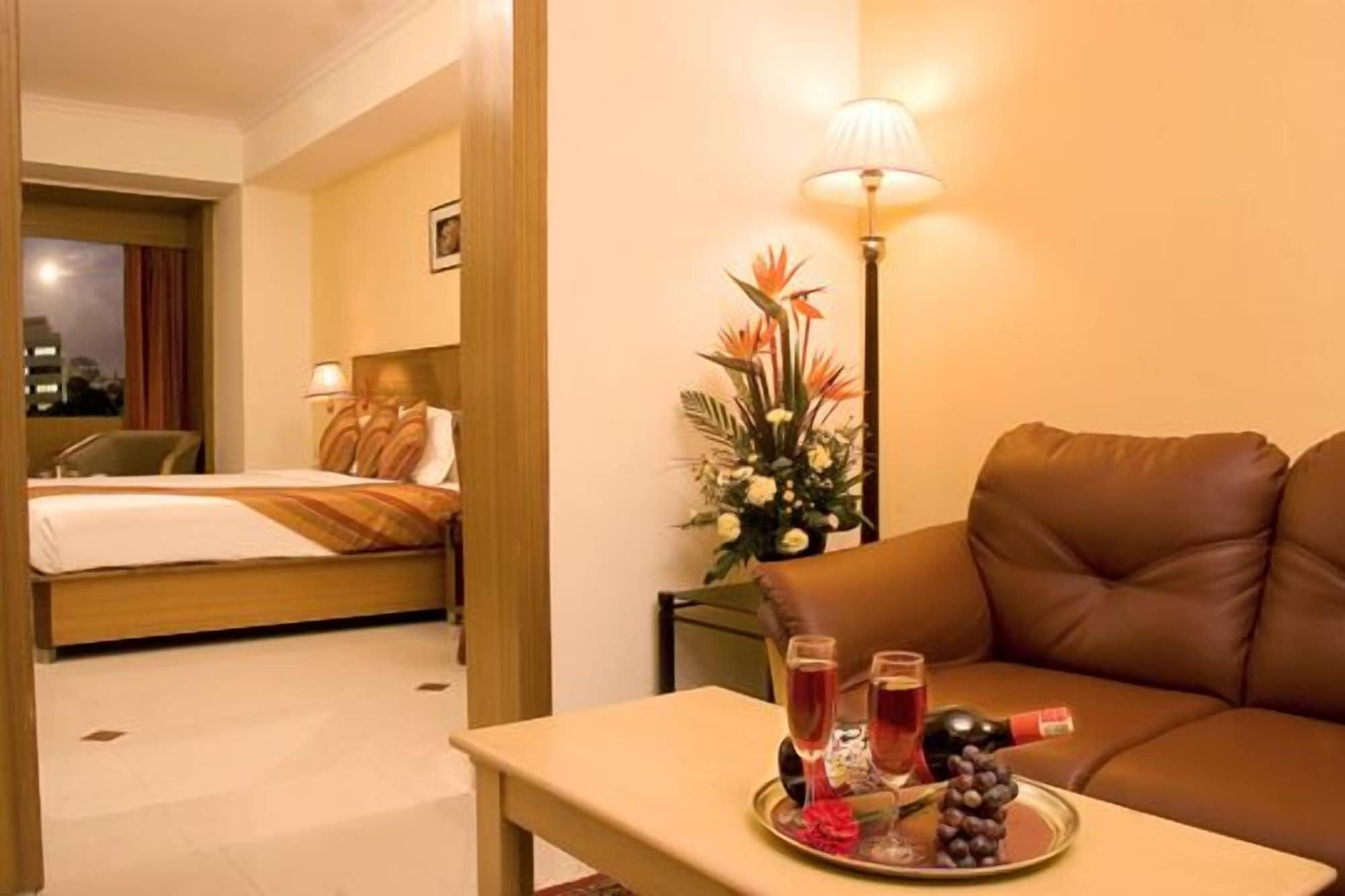 Ramanashree Brunton Hotel Bangalore Ngoại thất bức ảnh