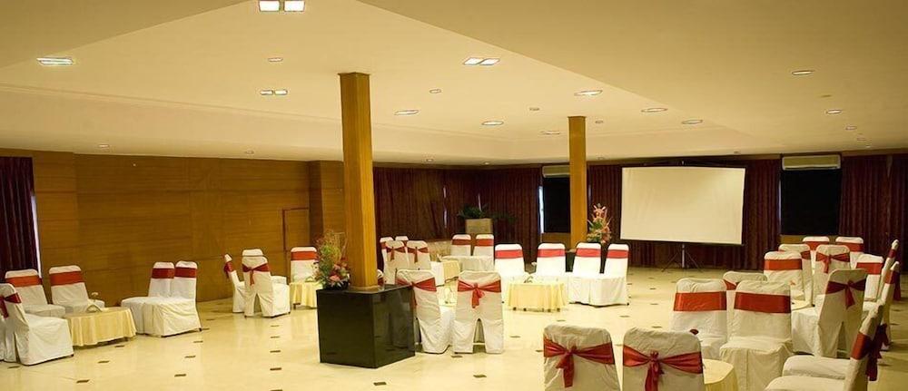 Ramanashree Brunton Hotel Bangalore Ngoại thất bức ảnh