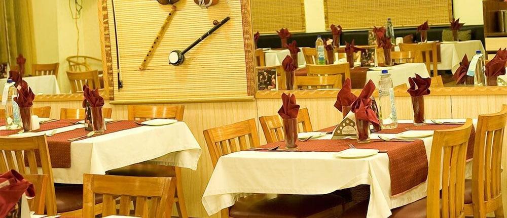 Ramanashree Brunton Hotel Bangalore Ngoại thất bức ảnh