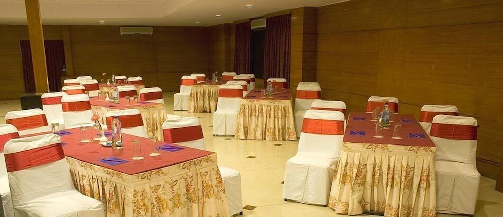 Ramanashree Brunton Hotel Bangalore Ngoại thất bức ảnh